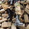 Ultralight Outdoor training shoes Tactical Boots Men Outdoor Sports Hunting Hiking Shoes Field Training Military Boot 38-46.