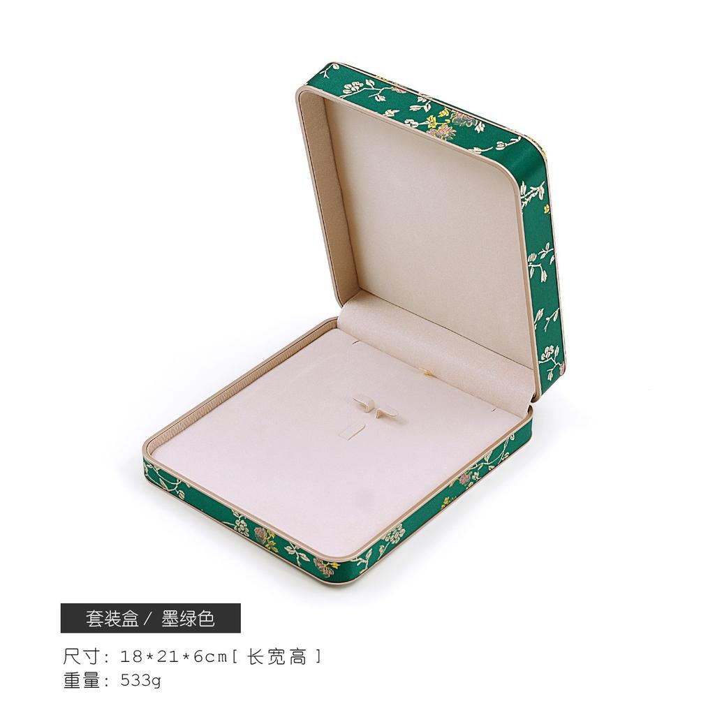 Chinese Style Embroidered Ring Bracelet Pendant Necklace and Jewelry Packaging Box Available in Multiple Sizes and Colors Simple
