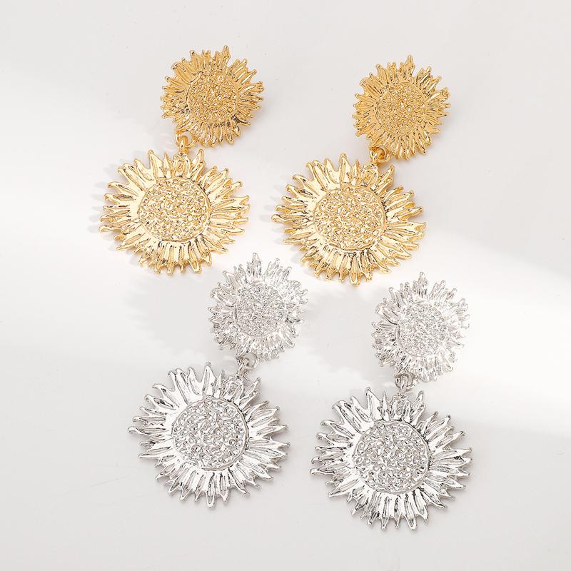 Exaggerated Gold Color Sunflowers Pendant Earrings for Women Simple Metal Floral Geometric Irregular Earrings Wear Zircon Gifts