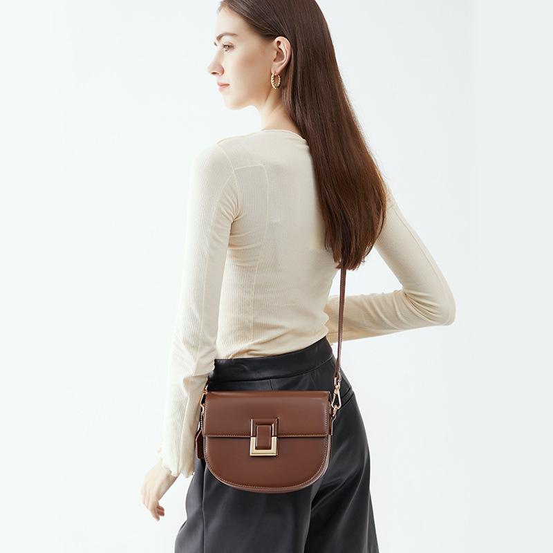 Saddle Bag Women's Crossbody Bag New Bag Women's Bag Spring and Summer Light Luxury Genuine Leather Women's Shoulder Bag