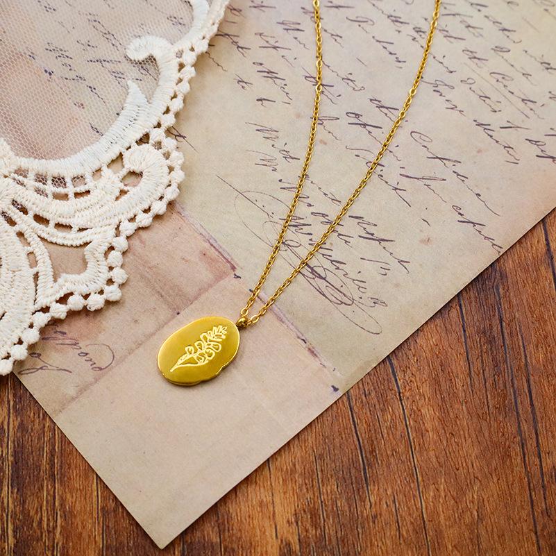 Versatile Titanium Steel Oval Clavicle Chain French Light Luxury Double-Sided Flower Non-Fading Necklace Girls Popular Jewelry