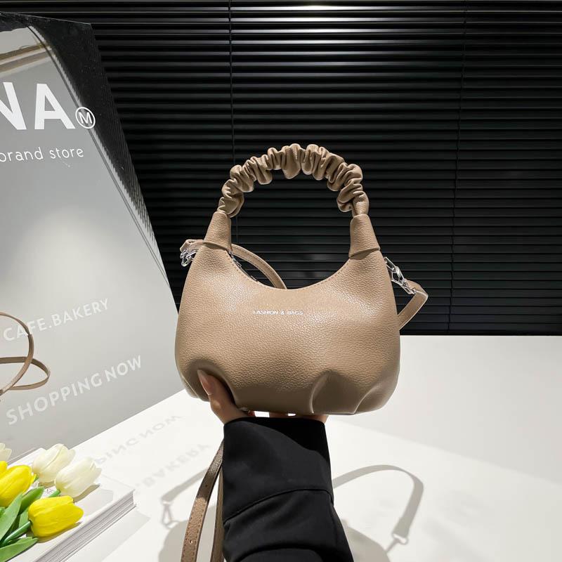 Niche versatile pleated handbag women's summer new fashion simple shoulder crossbody dumpling bag