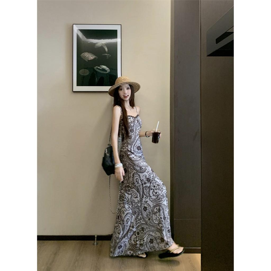 Ethnic style lace suspender dress women's summer bohemian Thai style Xinjiang seaside vacation stepmother hip wrap dress
