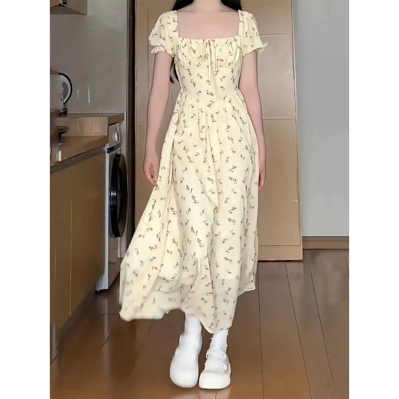 

Tea Break on the Run Princess Long Dress Female 2024 Summer Seaside Vacation Style Puff Sleeves Square Collar Yellow Floral Dress Yellow S