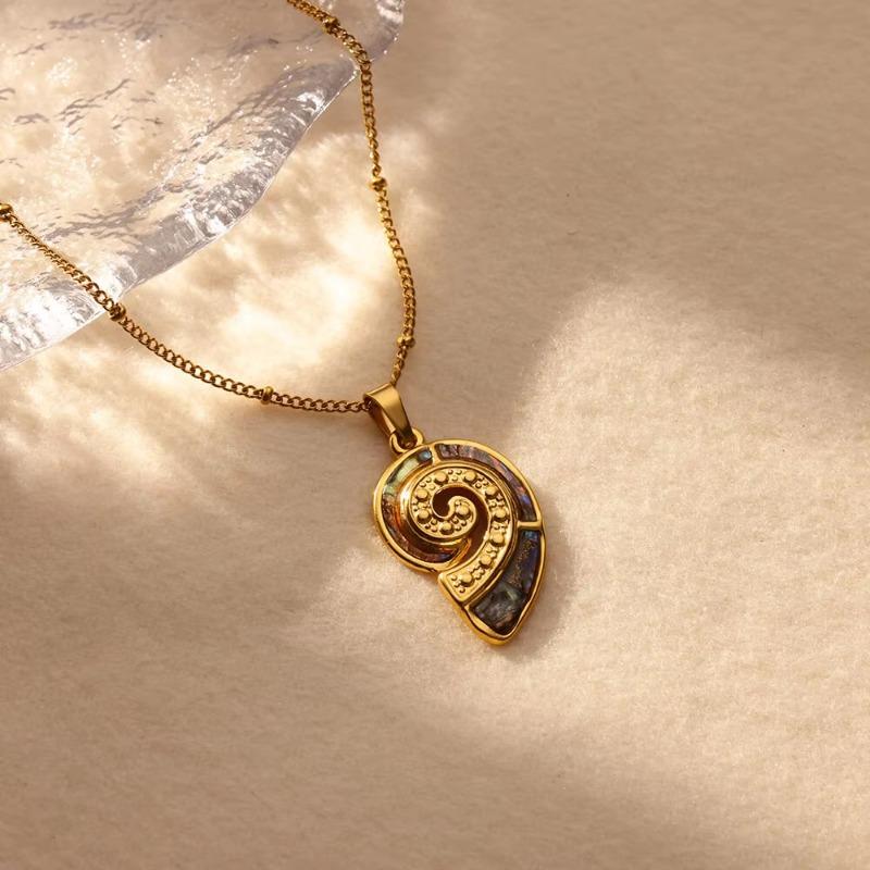 Hot-selling stainless steel small turtle pendant, starfish turtle necklace does not fade, summer beach jewelry new