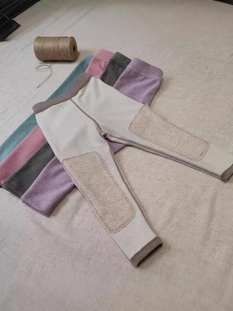 Children's Fleece-Lined Autumn Pants with Knee Pads - Warm, One-Piece Base Layer for Boys and Girls