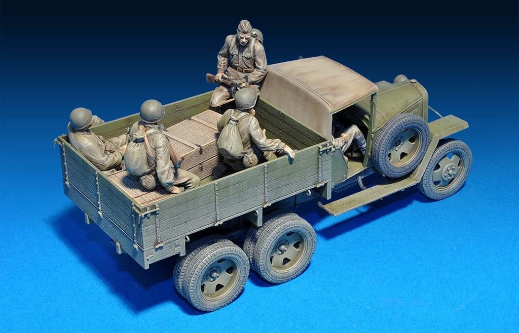 MiniArt 1941 Soviet Cargo Truck Plastic Model 1/35 GAZ-AAA