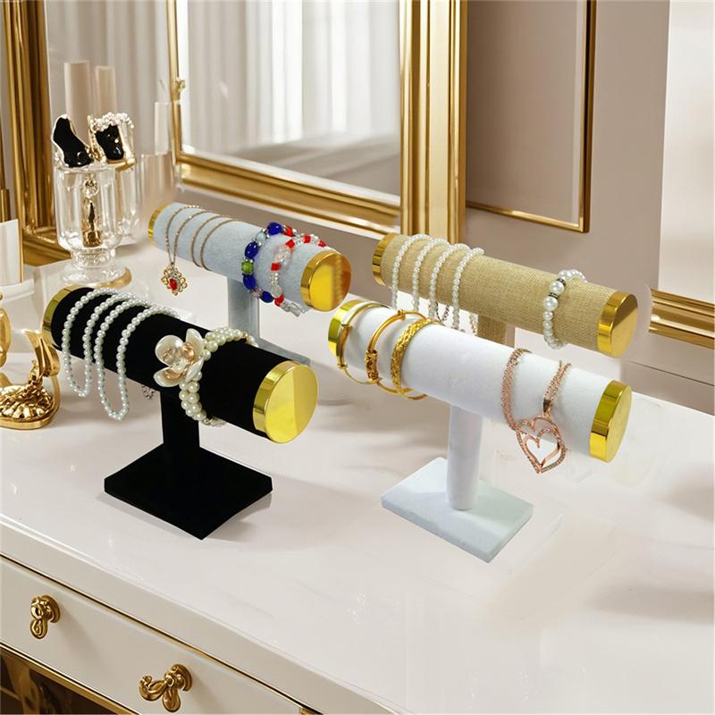 

High-quality Velvet Jewelry Display Stand A Display Stand With Gold Borders At Both Ends For Displaying Watches And Bracelets 1PCS білий