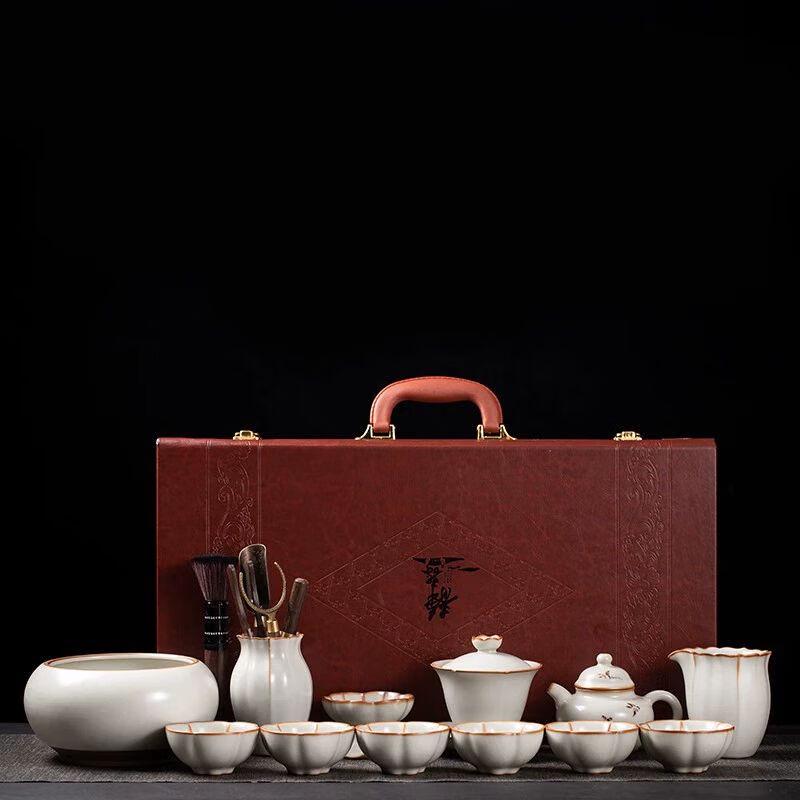 

Jingdezhen Ru Kiln Ice Crack Ceramic Kung Fu Tea Set