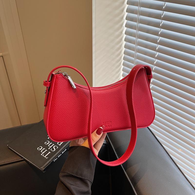 Premium Underarm Bag Women's New Fashionable Versatile Portable Shoulder Bag Simple Commuter Baguette Bag