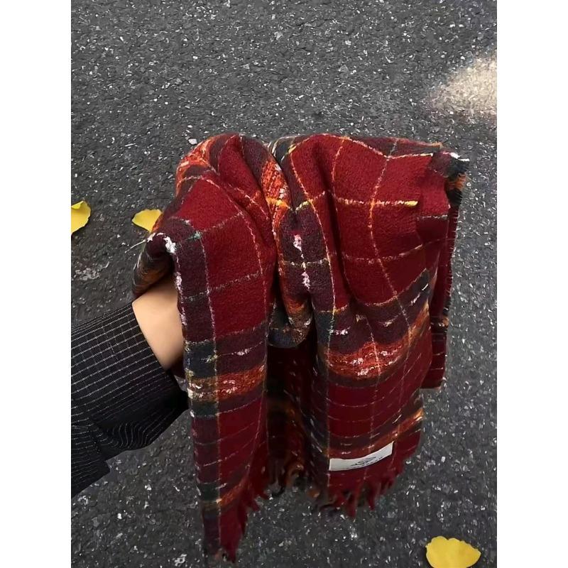 New Christmas Atmosphere Red Plaid Scarf Women's Winter Versatile Warm Thickened Student Scarf Tide