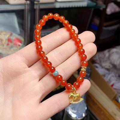 Chinesisches Tierkreiszeichen Roter Achat und Pferde Armband: Eleganter, Modischer Schmuck für Damen