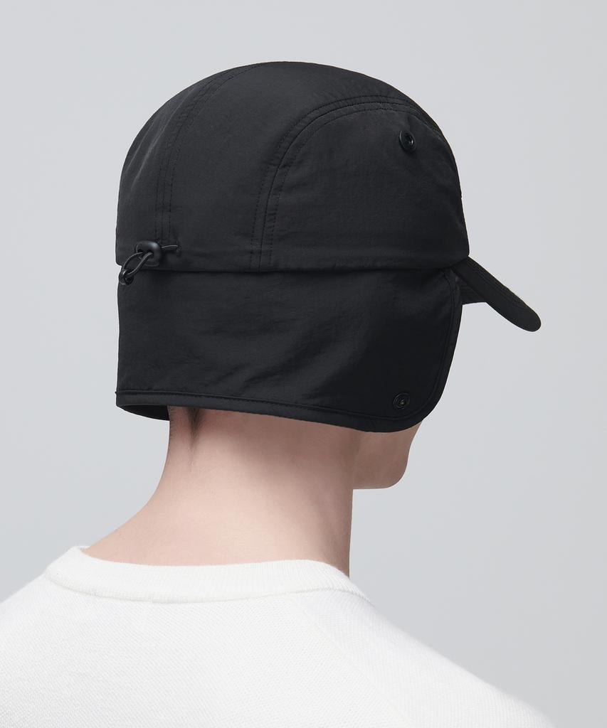 MUSINSA STANDARD Earflap Camp Cap [Black]