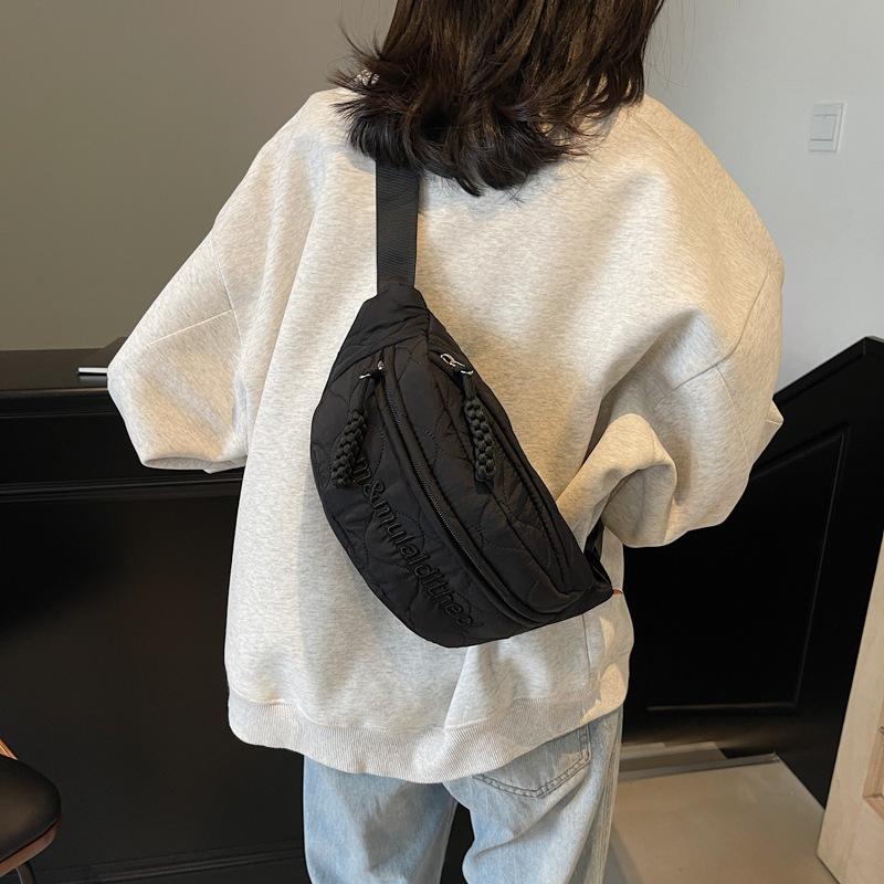 Ledvinka na mobilní telefon, trendy značka, dámská náprsní taška, jednoduchý a lehký malý batoh přes rameno, dámská volnočasová sportovní taška messenger pro ženy