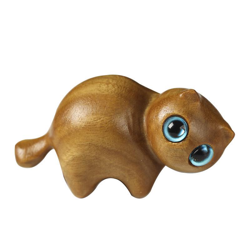 Curved Bow Green Sandalwood Cat Ornament - Playful DIY Handcrafted Desktop Decoration