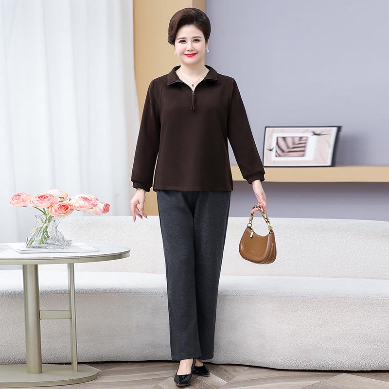 Women's Plus Size Velvet Long-Sleeve T-Shirt and Warm Base Layer Set for Middle-Aged and Elderly