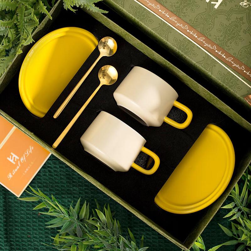 

Chang Qi Matte Ceramic Coffee Cup & Saucer Set