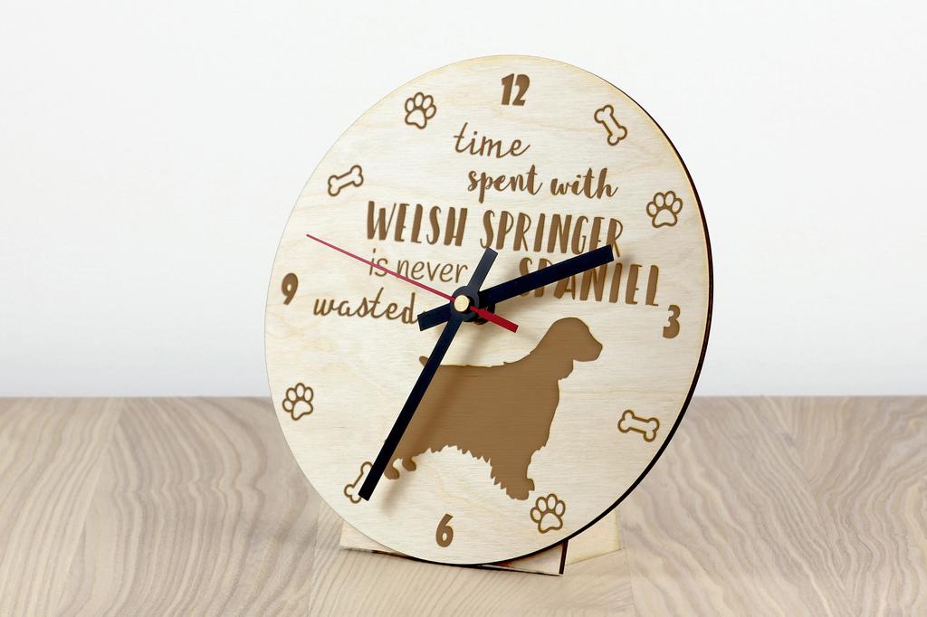 Welsh Springer Spaniel, Welsh Springer, Welsh Starter - clock with dog, wooden clock with engraving, personalised clock by Art-Dog