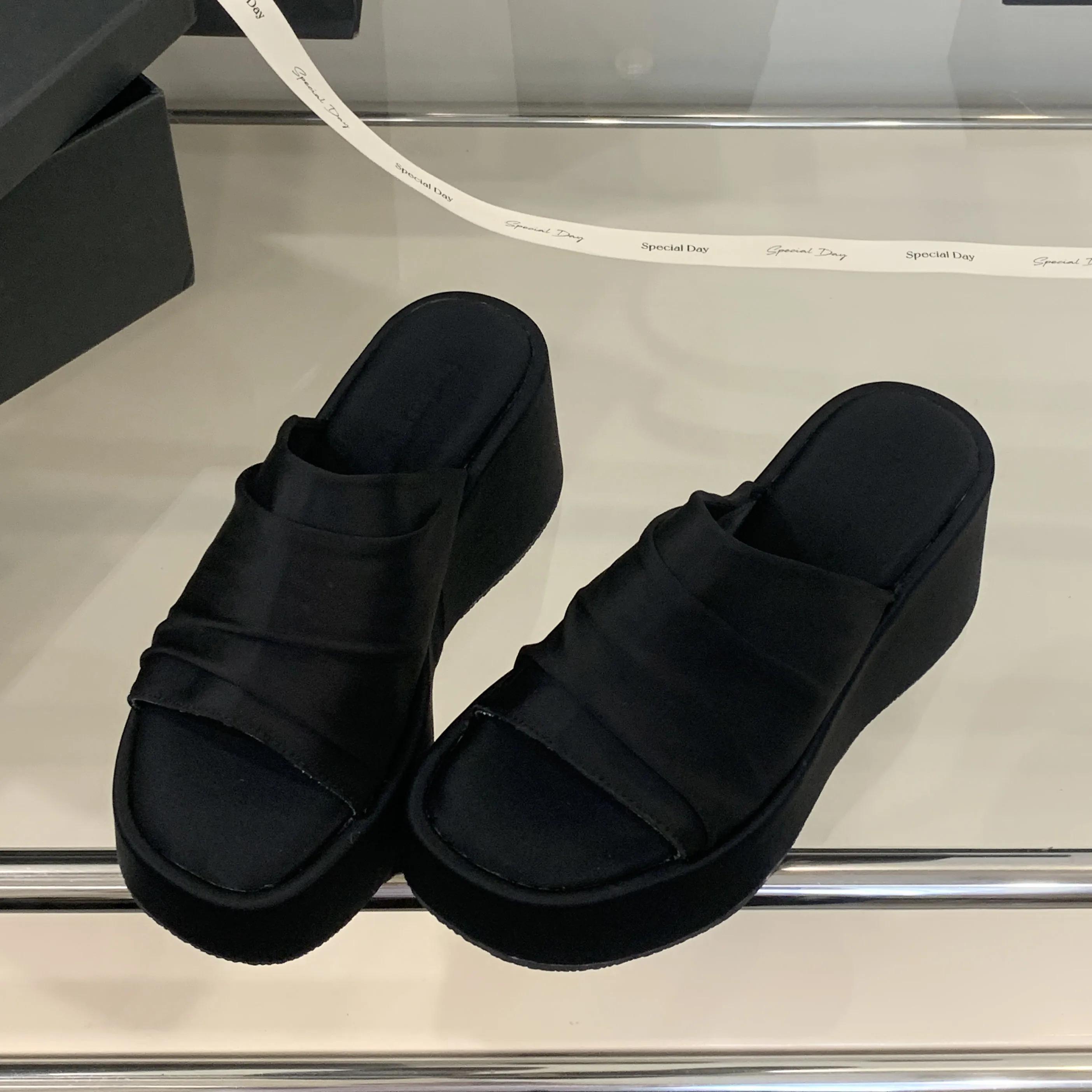 

Fashion Eilyken Summer Open Toe Platform Wedges Slippers Women Designer Pleated Thick Bottom Heels Slide Ladies Shoes Zapatos De Mujer 35 чёрный