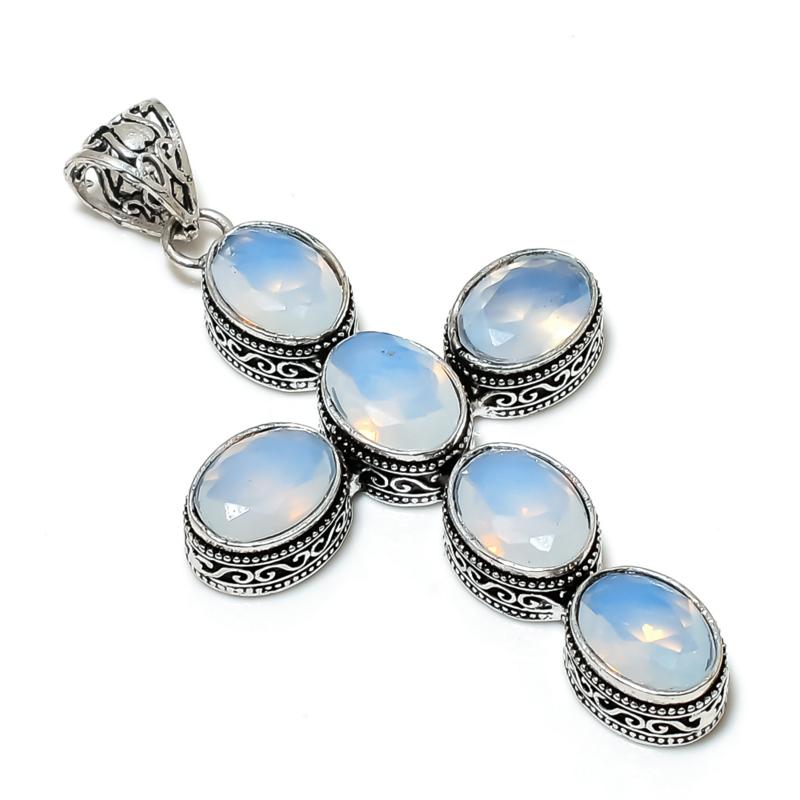 Pandantiv din argint 925 cu piatră prețioasă cu opal lăptos - Design cruce lucrat manual, bijuterii de purtat zi de zi, cadouri unice cu pandantiv cu opal lăptos