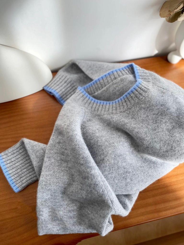 Women's Color Block Wool Sweater - Thick, Soft, Loose Fit, Fall/Winter 2025, Round Neck Knit