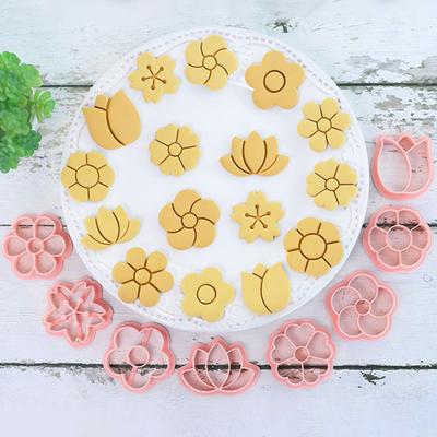 8Pcs/Set 3D Flower Shape Cookie Cutters Plastic Biscuit Mold Cookie Stamp DIY Fondant Cake Mould Baking Pastry Bakeware Kitchen Supplies