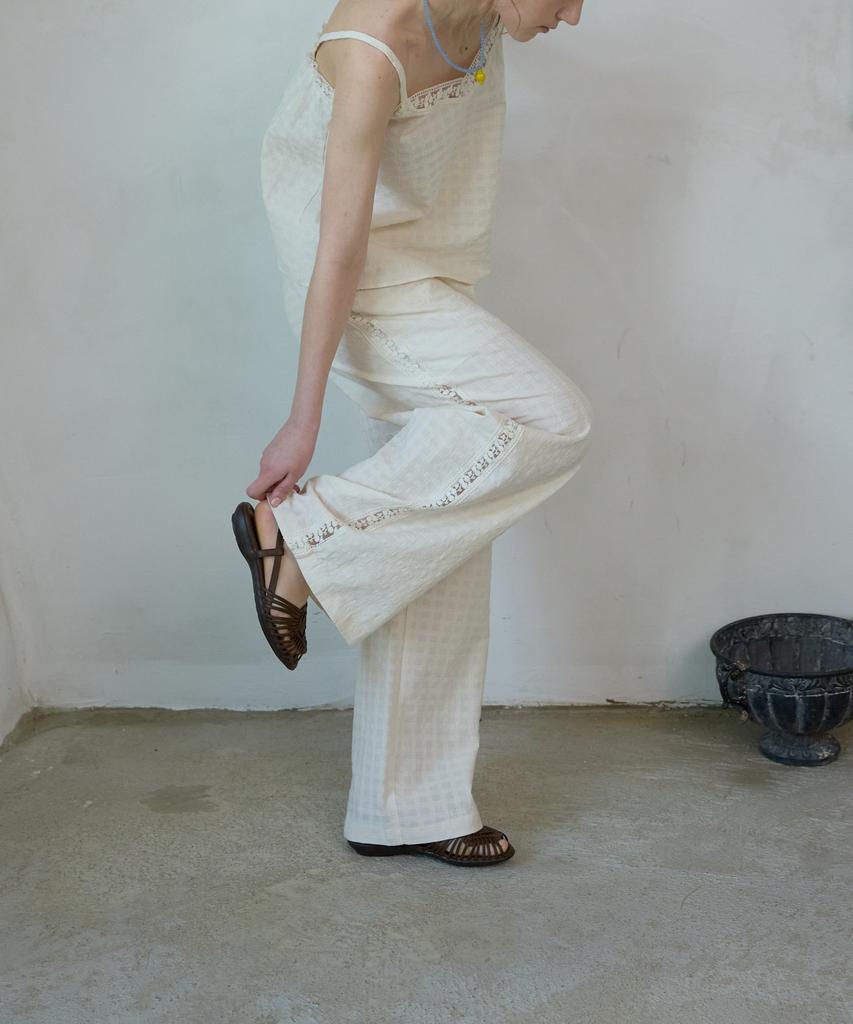 WIOE Lacy Jacquard Banding Pants_Ivory