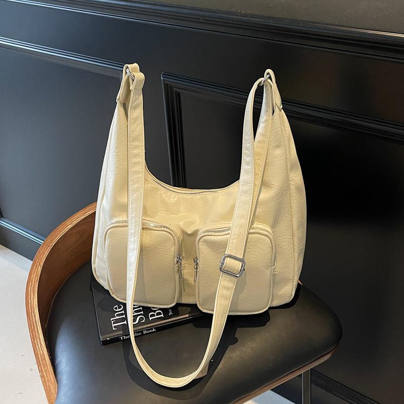 Trendy Spring Shoulder Bag Women Simple Commuting Bag Fashiable and Versatile Crossbody Bags with Multi Pockets Stylish Design