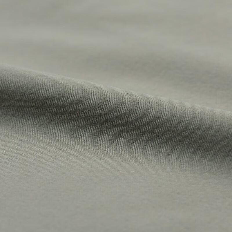Men's Straight-Leg Slightly Elastic Solid Color Fashion Shorts