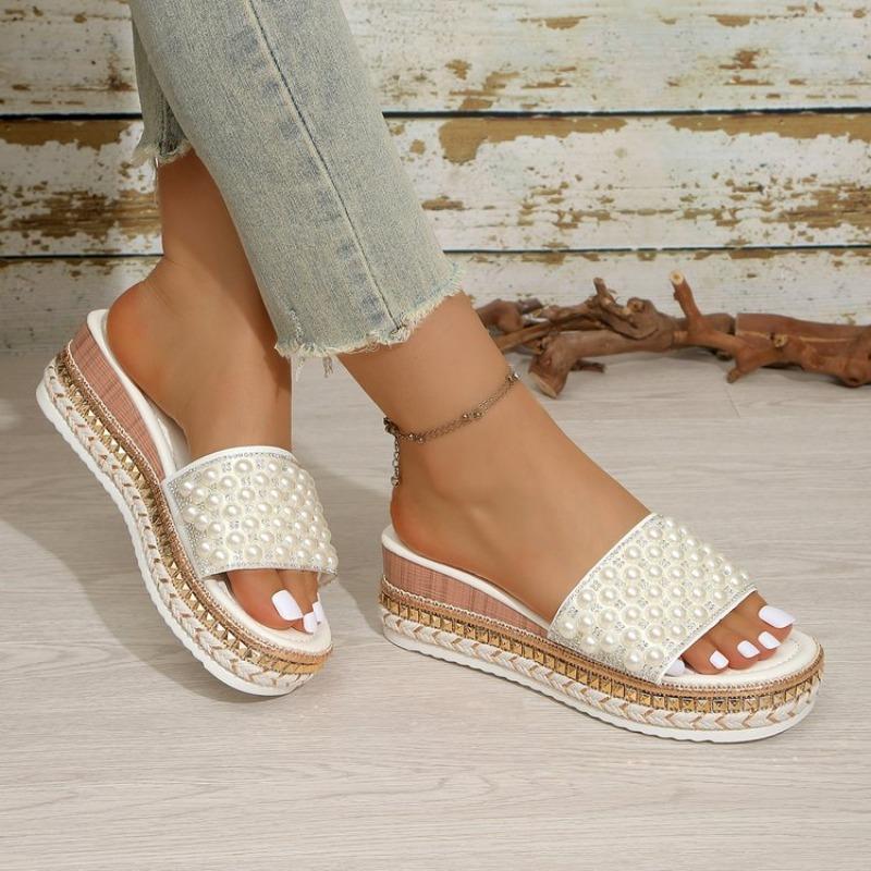 Shiny Crystal Pearl Platform Slippers Women Fashion Rivet Decor Wedge Sandals Woman Summer 2026 Non Slip Thick Sole Beach Slides