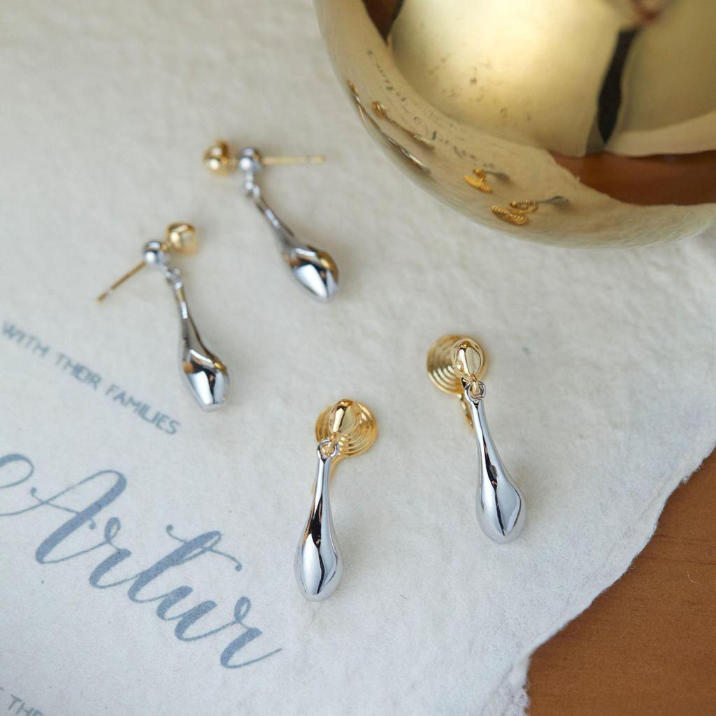 Minimalistische Gold- und Silber-Wassertropfen-Ohrringe – Modische, einzigartige und elegante Ohrstecker und Clips.