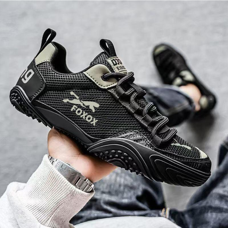 

Summer mesh casual shoes breathable versatile sports shoes soft sole light student running shoes dad shoes men 39 чёрный