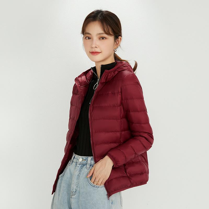 Autumn and winter new white duck down light down jacket women's short light warm fashion hooded light jacket