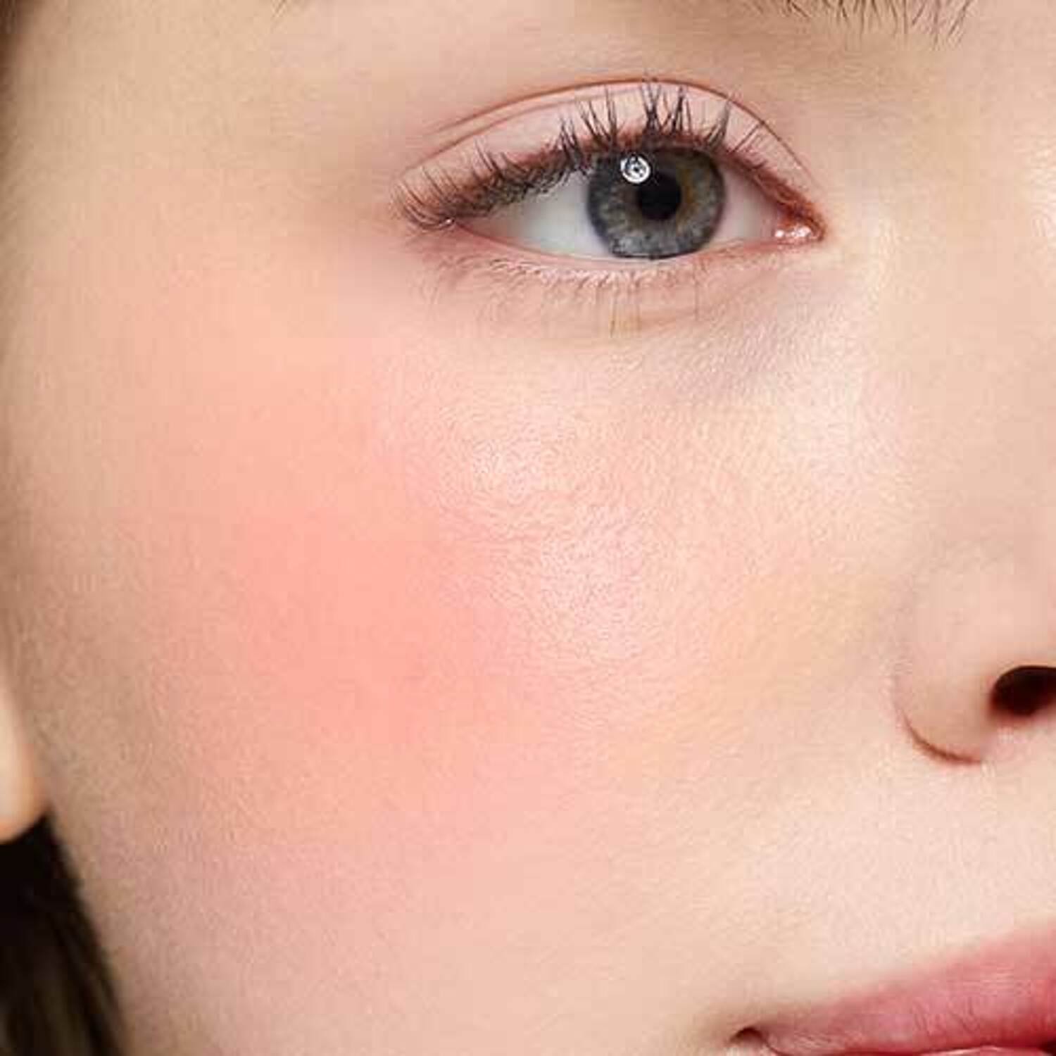 

DEAR DAHLIA Petal Drop Liquid Blush 4 г Wavy