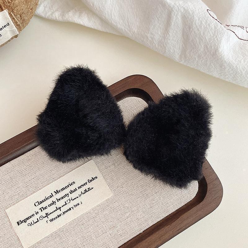 Cute Cat-Ear Claw Clip Small Plush Side Hair Clip For Women Autumn Winter Plush Hair Accessory  Style Headwear