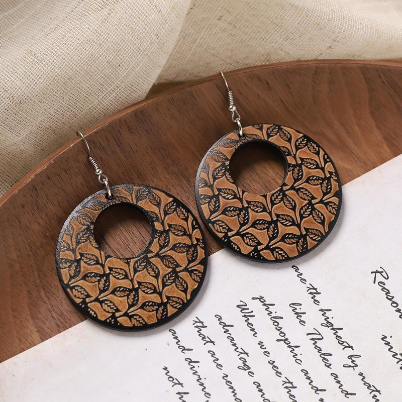 Retro style wood carved earrings niche design round earrings femininity literary earrings