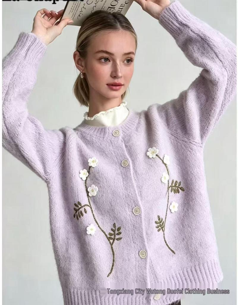 2026 Autumn Winter Women's Floral Embroidered Knit Cardigan, Loose Fit, Slimming, Round Neck, Regular Shoulder, Long Sleeve.