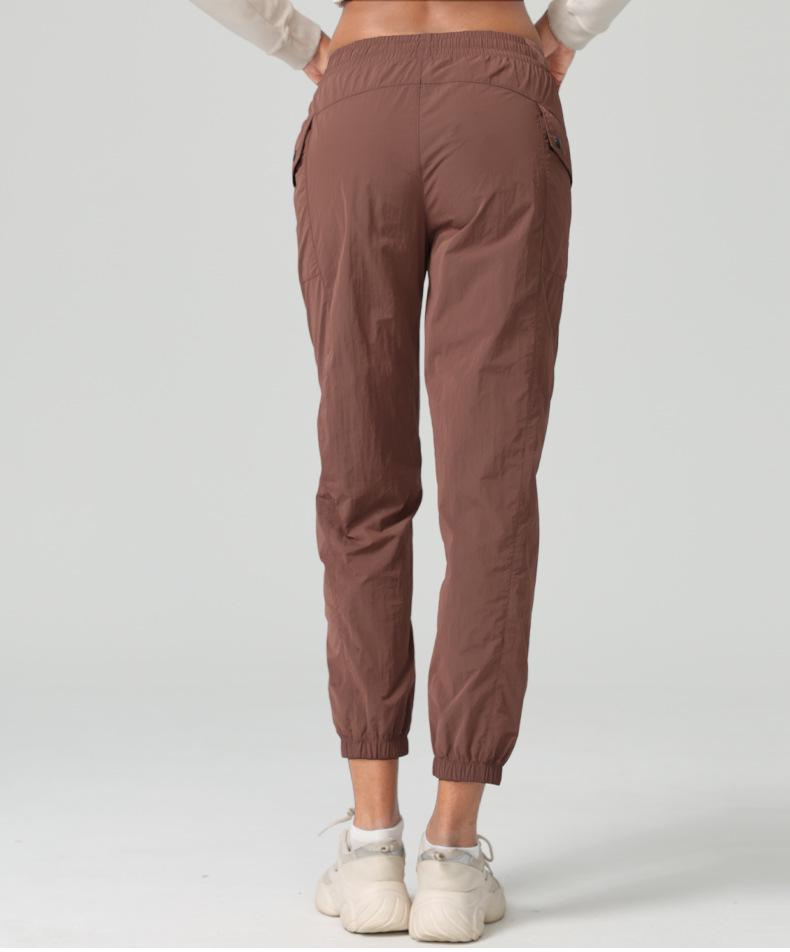 Convertible Women's Lightweight Windproof Yoga Jogger Pants with Drawstring for Hiking and Casual Wear