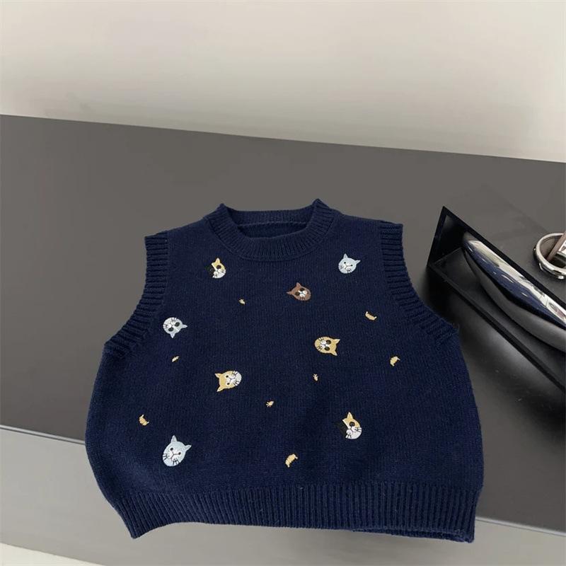 Cute Cat Embroidered Knit Vest for Women Fall Winter Loose Fit Layering Top
