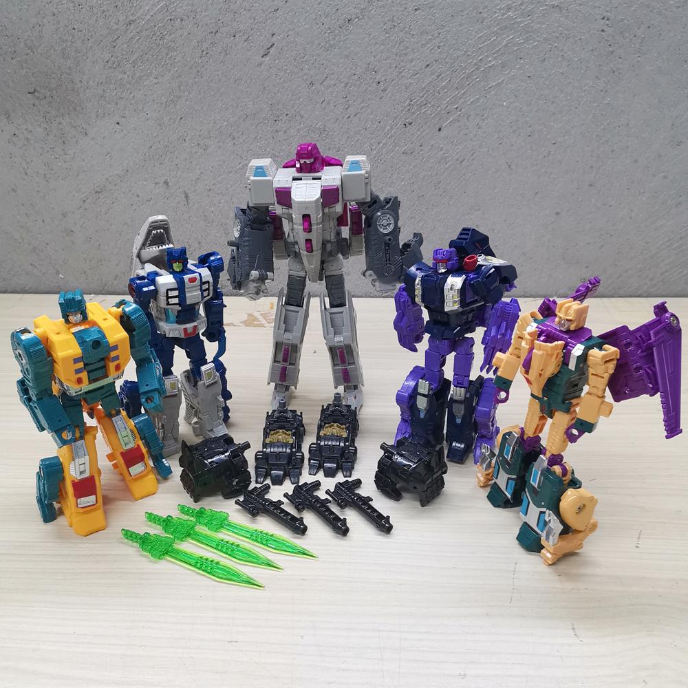 Transformation Toys AOYI BMB  Abominus 5IN1 Combiners Hun-Gurrr Blot Cutthroad Sinnertwin Action Figure Deformation Robot  Model
