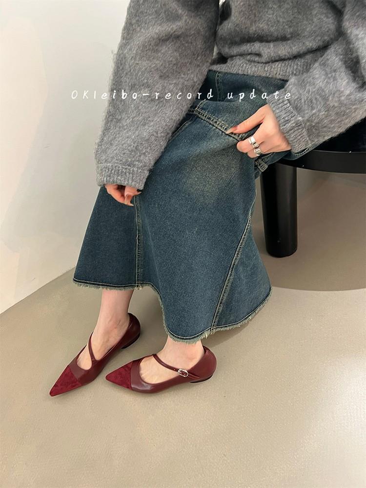 Temperament red single shoes design sense niche 2025 spring and autumn new soft sole pointed low heel Mary Jane women's shoes