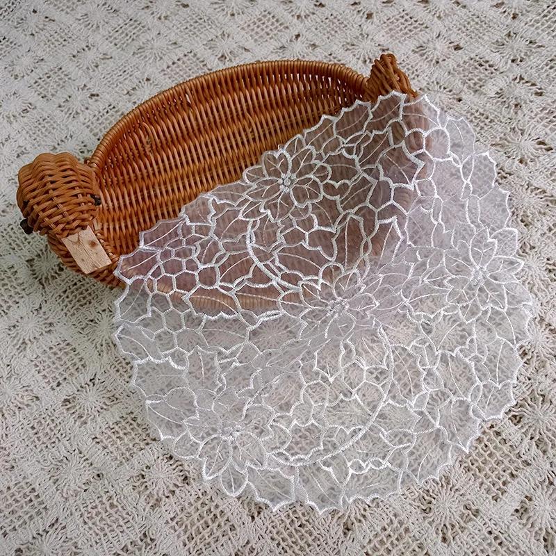 Beautiful White Embroidery Coffee Cup Mat 33cm Round Floral Lace Mat Vase Coffee Cup Mat Home Decoration