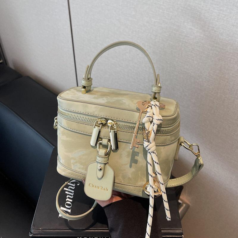 High-end niche bag women's new fashion retro messenger bag women's portable mini box bag