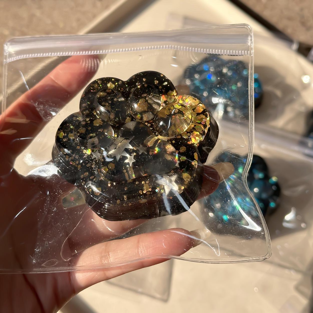 

Трансграничная игрушка-сквиши в темном стиле в виде кошачьей лапки: Имитация силиконовой грязи для DIY ручной работы высокой ценности для снятия стресса прозрачный/жёлтый