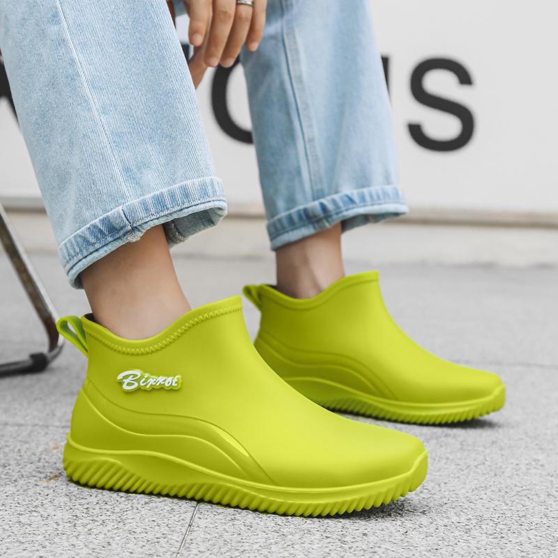 

Low-top Men s Rain Shoes, Kitchen Work Fishing Rain Boots, Waterproof Rubber Shoes, Lightweight Flat-bottomed Casual Short Tube 40
