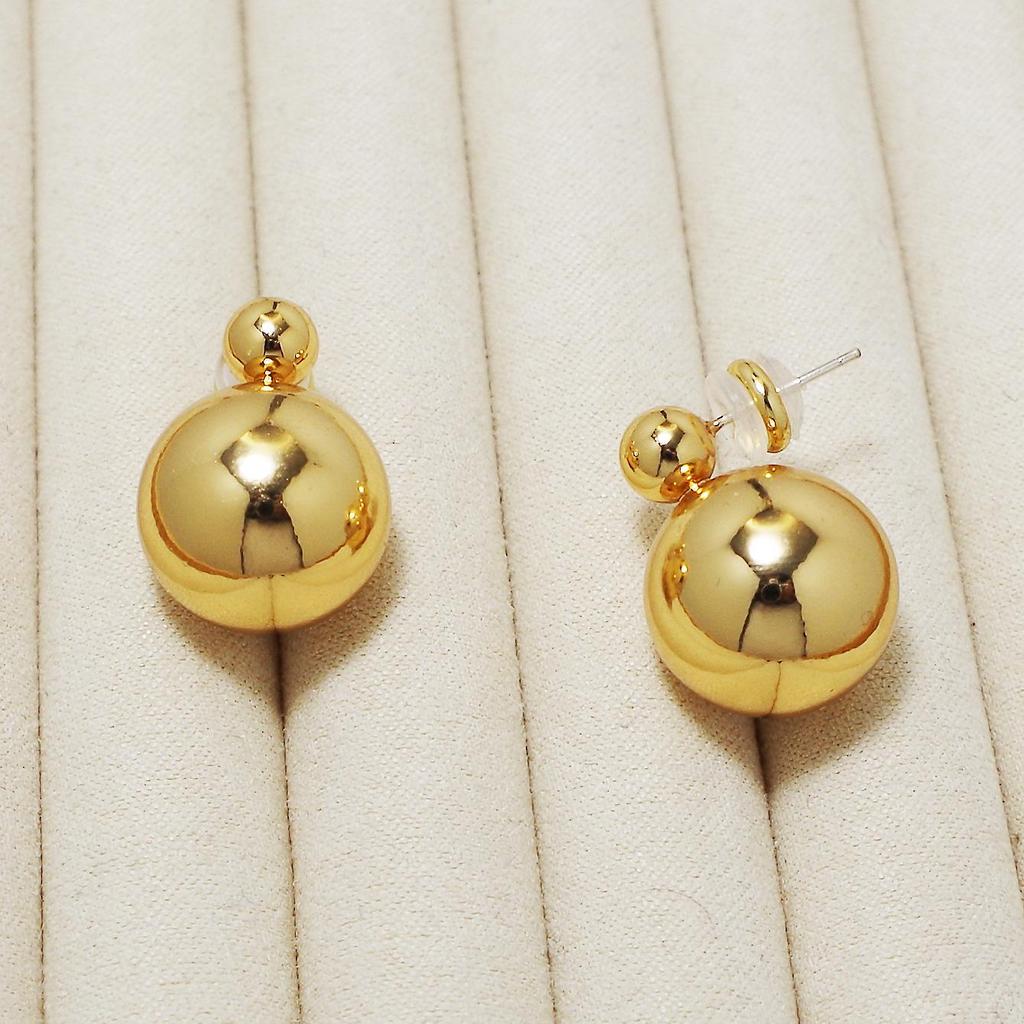 Korean Dongdaemun 18K Gold-Plated S925 Silver Round Ball Stud Earrings - Minimalist Women's Design