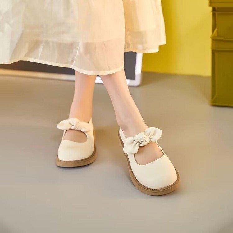 

Xiaoxiangfeng Mary Jane women s shoes new 2025 autumn soft bottom round head bow shallow mouth love casual women s shoes 40