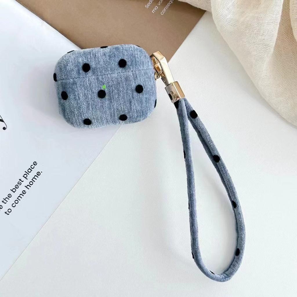 Flannel Polka Dots Earphone Case for Airpods Pro 2 (2022) & Airpods 4 3 2 1 Shockproof Protective Cover+Metal Buckle+Hand Strap