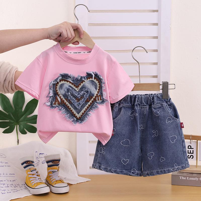 2026 Stylish Girls Summer Two-Piece Set: Short Sleeve Top & Shorts 110 cm розовый