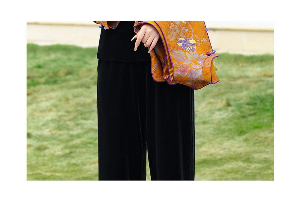Elegant Mother's Day Spring Outfit: Middle-Aged Gold Velvet Two-Piece Set with Inner Top and Vest.
